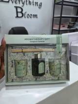 Aromatherapy Candle Set view