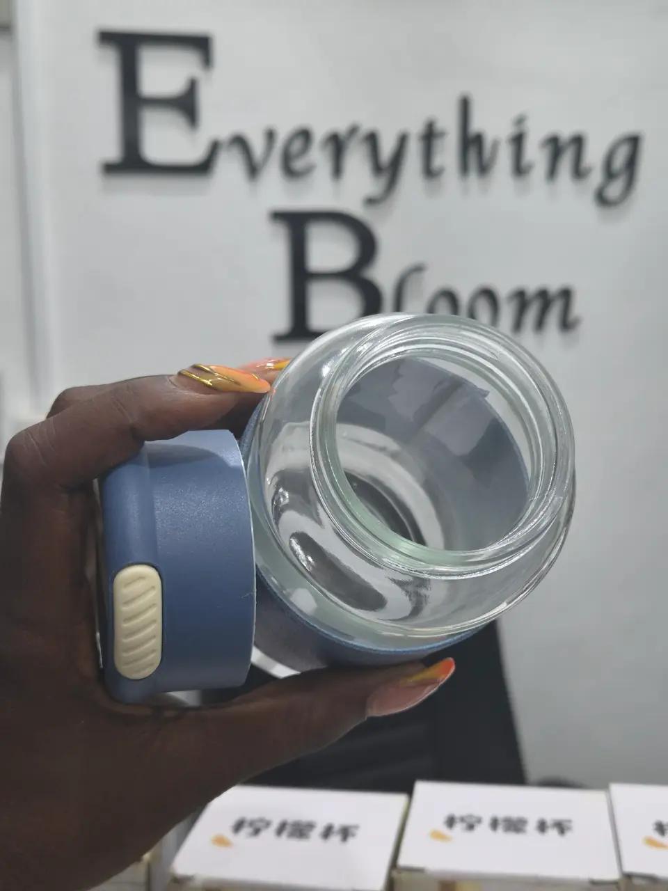 Portable Hand Hold Cup view